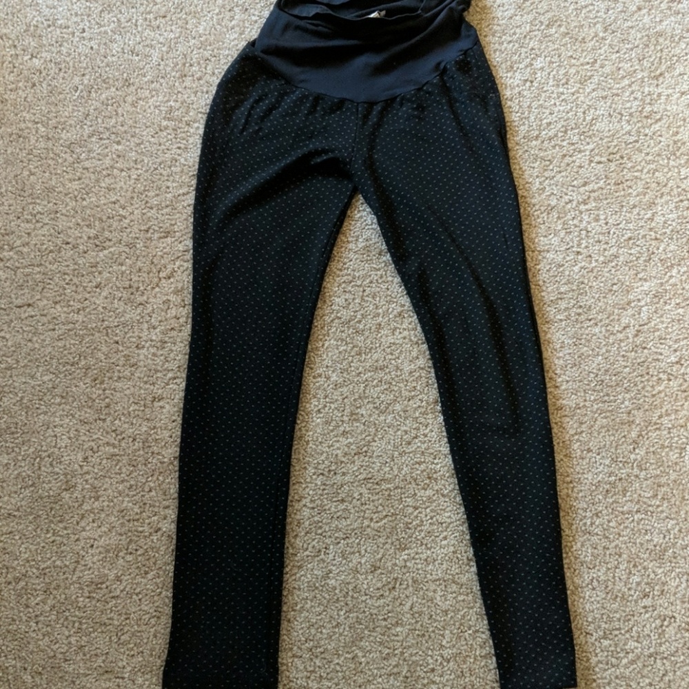 Maternity dressy leggings